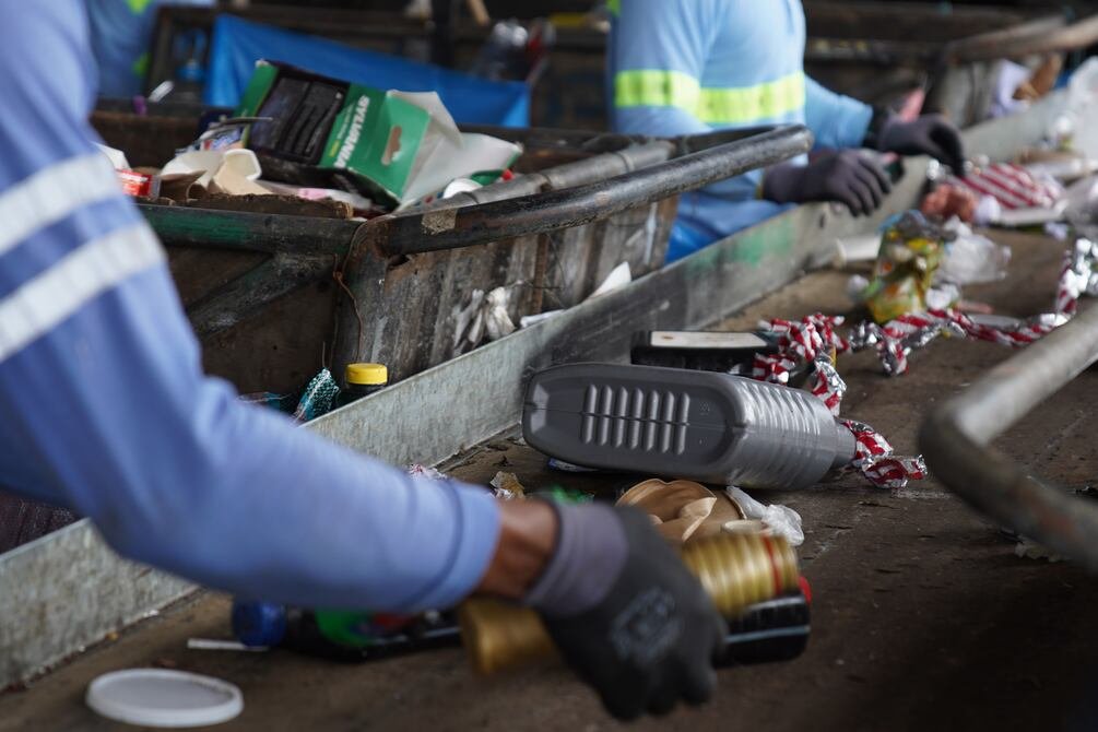 43 piscinas de contaminación