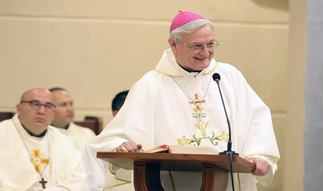 representate del vaticano en Ecuador