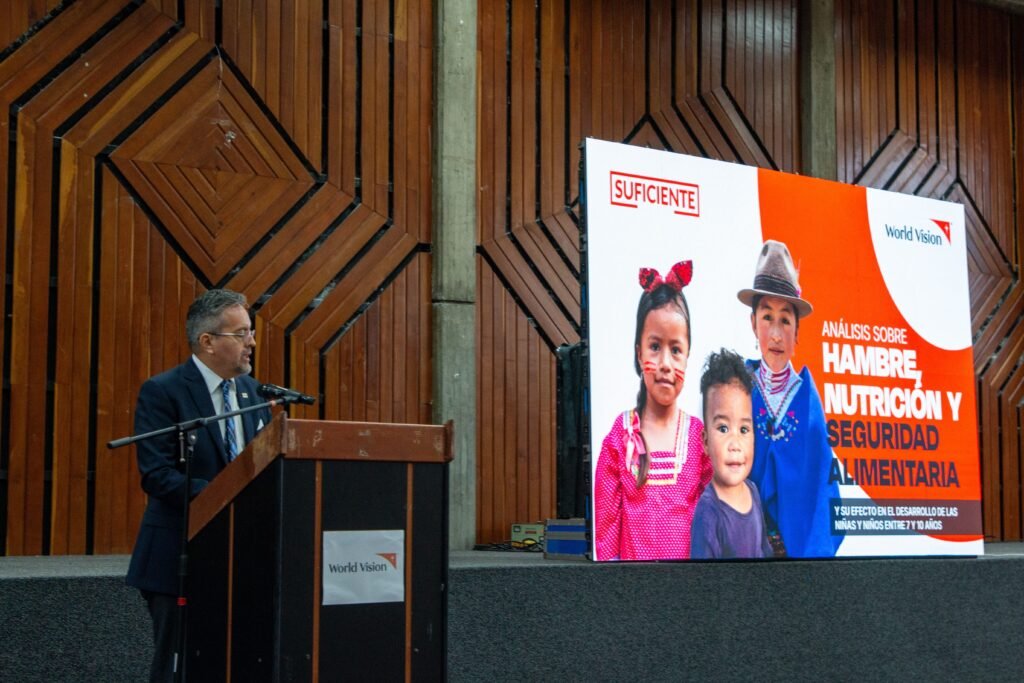 Gráfico que ilustra las disparidades en la seguridad alimentaria en niños de Ecuador por regiones.