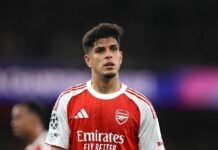 Arsenal ejecutó la compra definitiva de Piero Hincapié Piero Hincapié