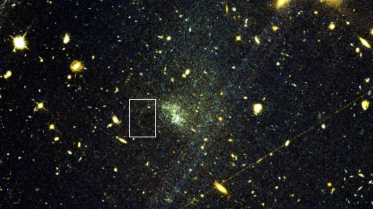 Fotografia astronomica de la corriente estelar gigante de Coma