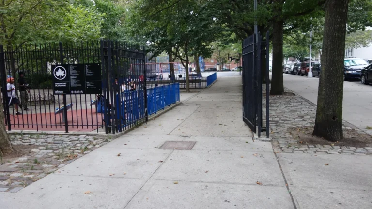 Zona comunitaria de Queens en Nueva York donde opera el Balcón del Migrante