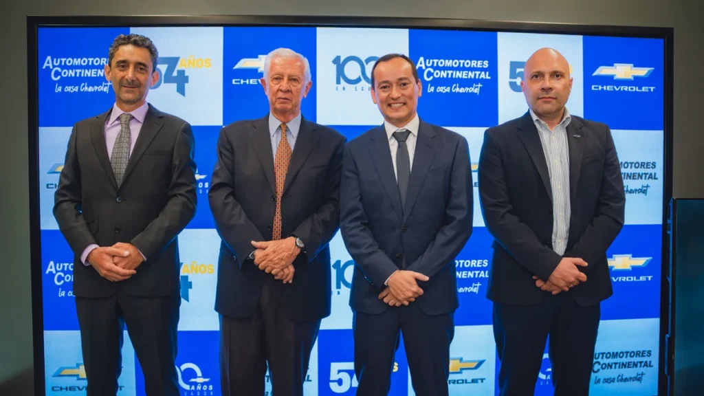 Fachada renovada de Automotores Continental El Labrador