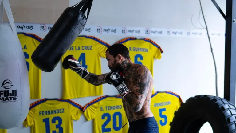 Marlon Chito Vera en rueda de prensa previa a su combate en UFC