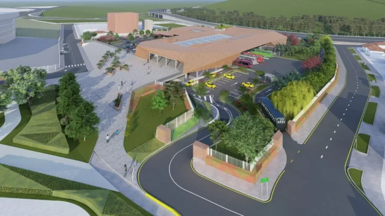 Obras de infraestructura de la nueva Terminal Terrestre Sur en Cuenca