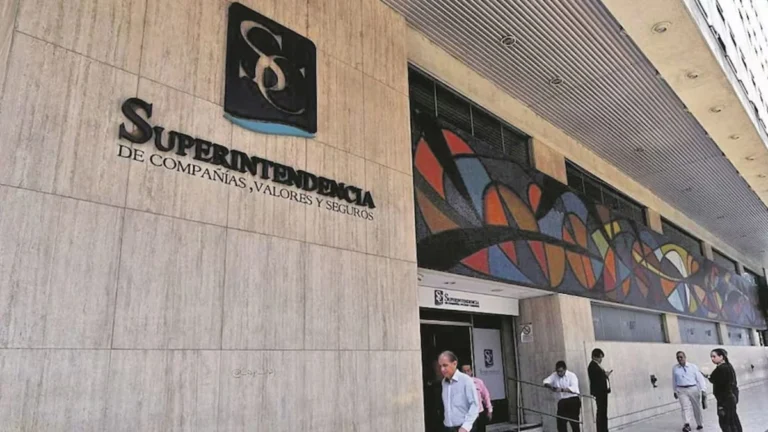 Fachada de oficinas de la Superintendencia de Compañías