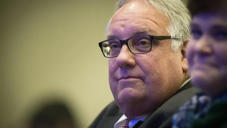 Howard Buffett, agricultor y filántropo que asumirá como presidente de la junta de Berkshire Hathaway
