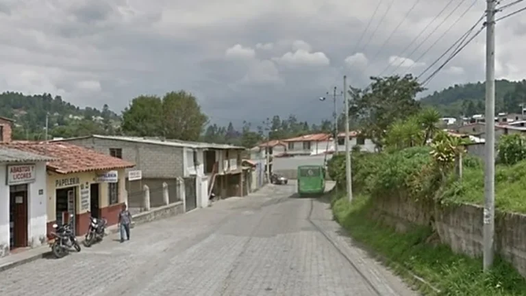 Panorámica de desarrollos urbanos y conectividad vial en la Ruta Viva