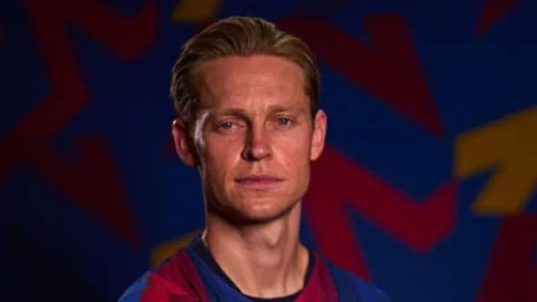 Frenkie de Jong en acción durante un encuentro internacional