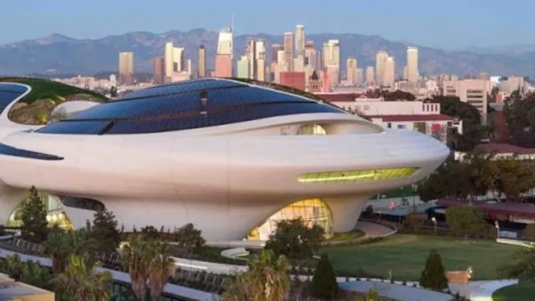 Edificio del Museo Lucas de Arte Narrativo en Los Ángeles