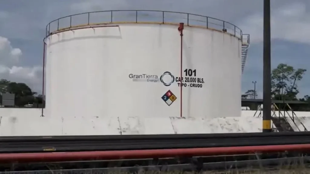 Instalaciones petroleras de Gran Tierra Energy en la región amazónica