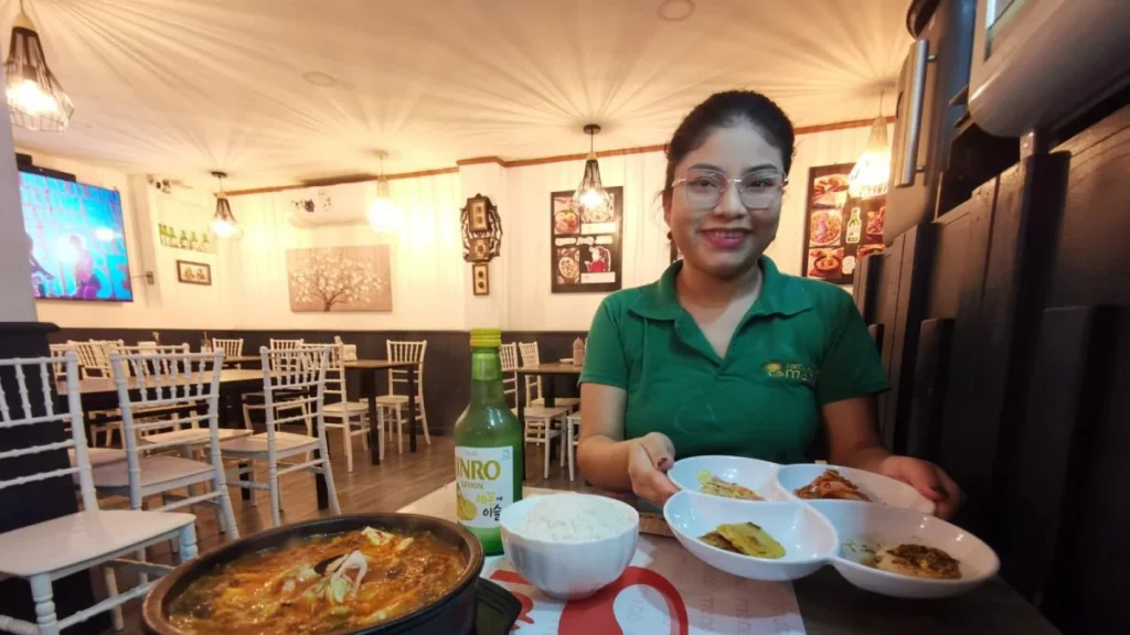 Auge de la gastronomía coreana se expande en Guayaquil impulsado por K-dramas - cobertura informativa