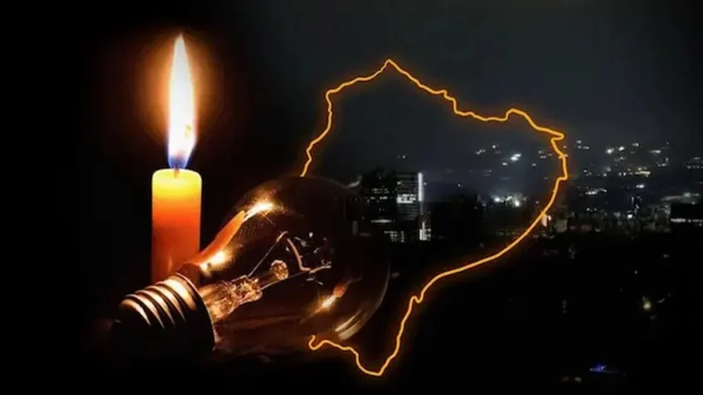 Subestación eléctrica y redes de distribución en Ecuador durante la crisis de estiaje