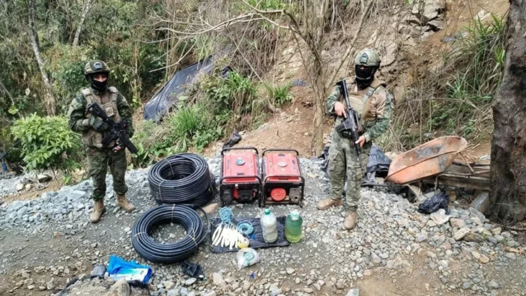 Dron táctico de vigilancia desplegado para patrullaje fronterizo