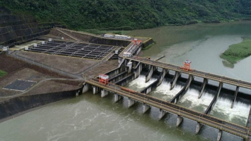 Embalse de Mazar sube de nivel mientras Coca Codo sostiene la red eléctrica