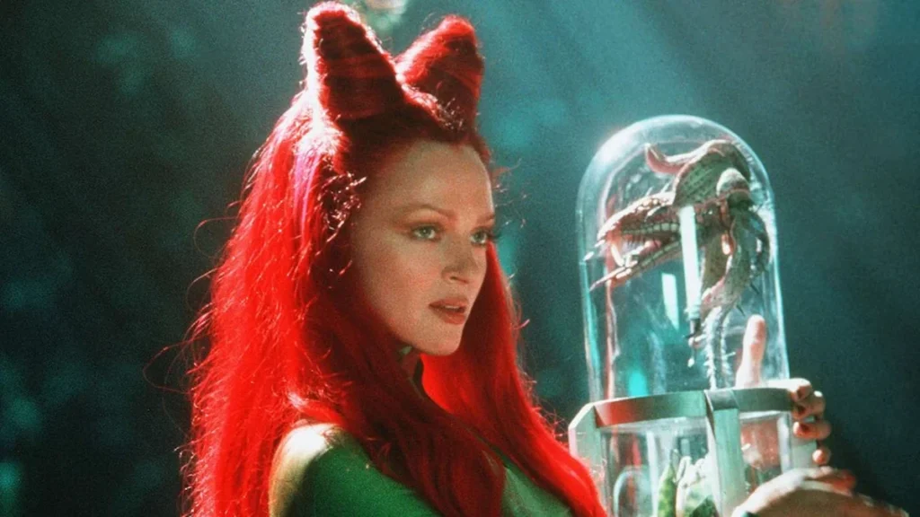 Arte conceptual de la villana Poison Ivy en las calles oscuras de Gotham