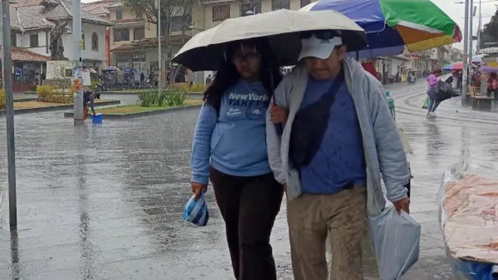 Inamhi emite alerta por intensas lluvias y ráfagas de viento en Ecuador