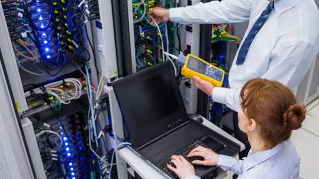 Mantenimiento informático programado para consultas de planillas electricas
