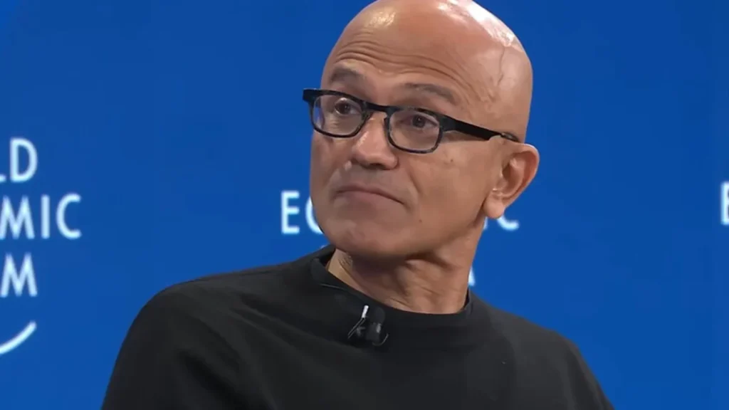 Microsoft plan salidas voluntarias 60000 empleados reestructuración