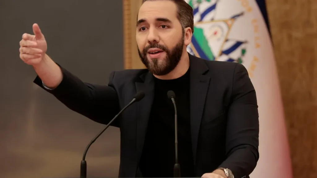 Nayib Bukele durante su intervención pública sobre los índices de seguridad