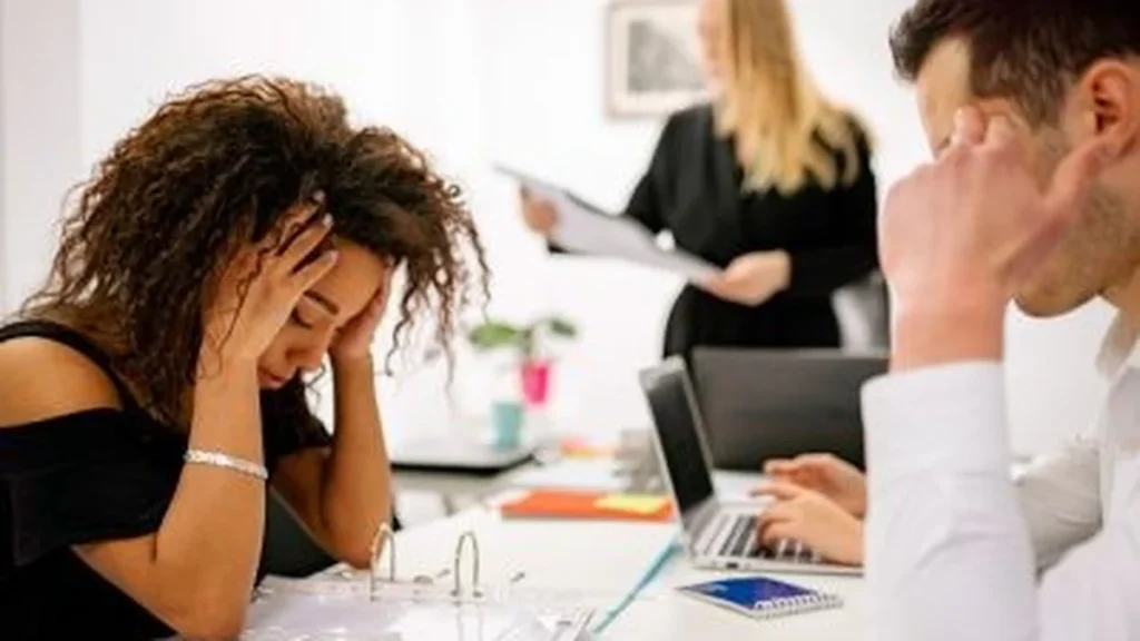 Atención psicológica para el bienestar mental de los colaboradores