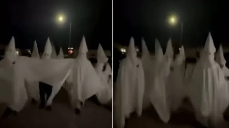 Vehículo policial en un vecindario de Texas en Estados Unidos